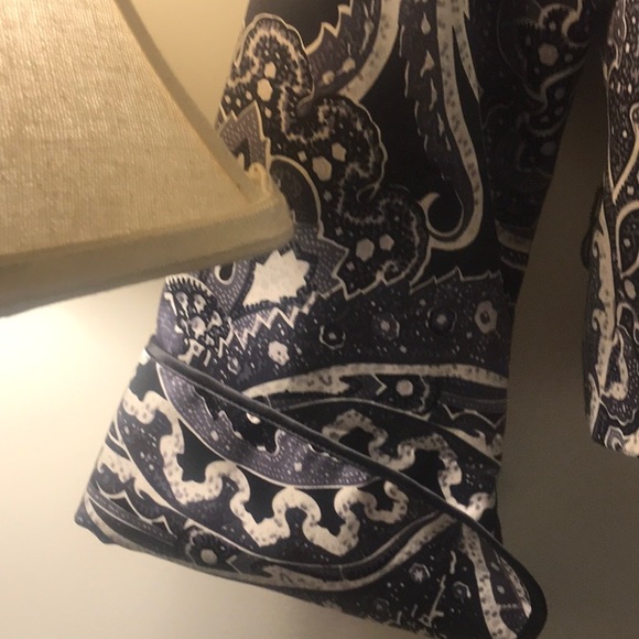 Beautiful black and white!  Size 14 NWOT - Picture 5 of 6